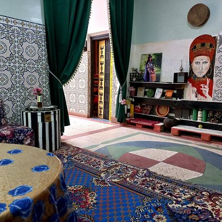 Berber Famelly Room Ouarzazate Exteriör bild
