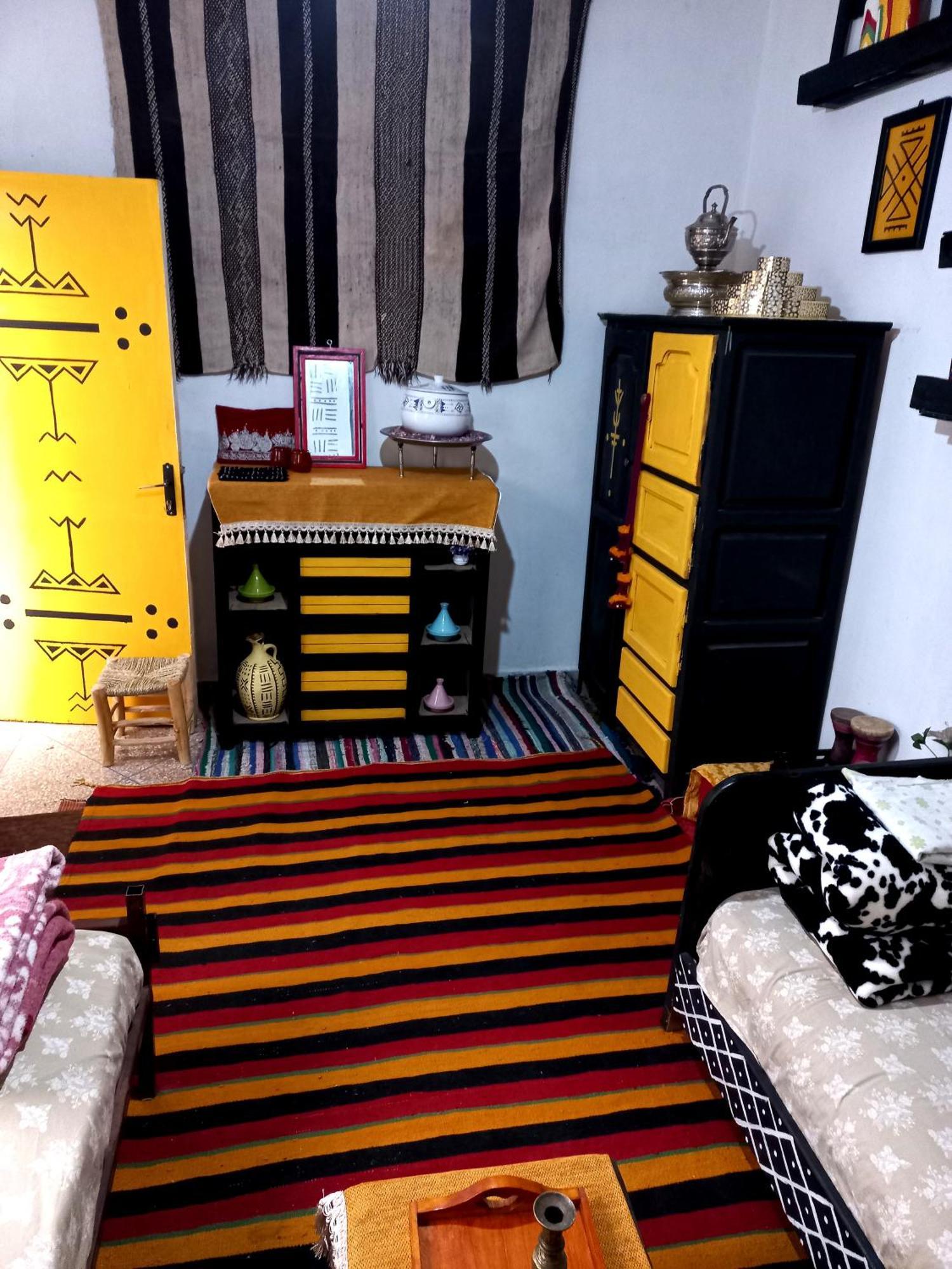 Berber Famelly Room Ouarzazate Exteriör bild